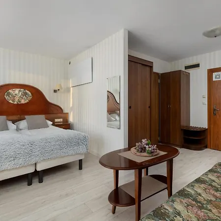 Apartment Awangardia By Solarento *