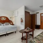 Apartment Awangardia By Solarento *