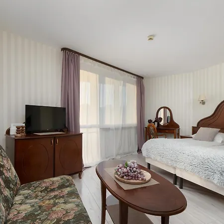 Awangardia By Solarento קולובז'ג